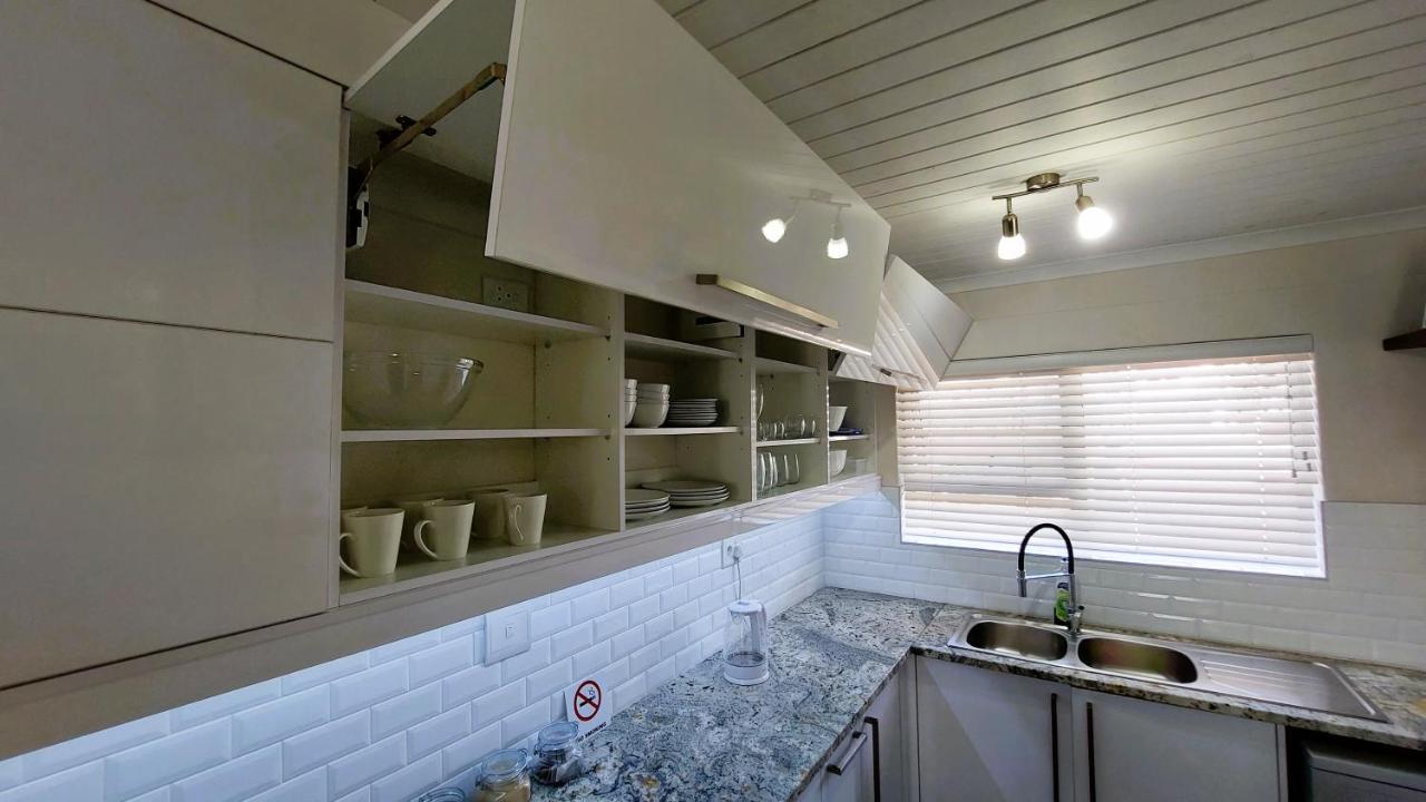 Nautilus 2 Bedroom Self-Catering Apartment Swakopmund Εξωτερικό φωτογραφία